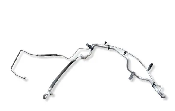 Peugeot 208 I Air conditioning (A/C) pipe/hose 9670090880
