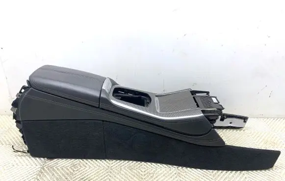 BMW X5 G05 Center console 