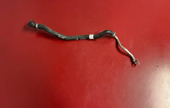 BMW X5 G05 Coolant pipe/hose 9896889