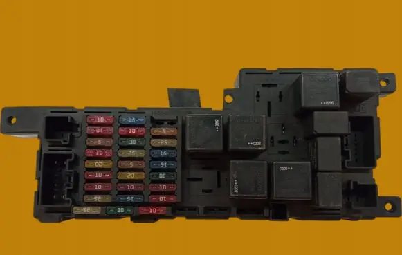 Volvo S80 Fuse box set 8637841