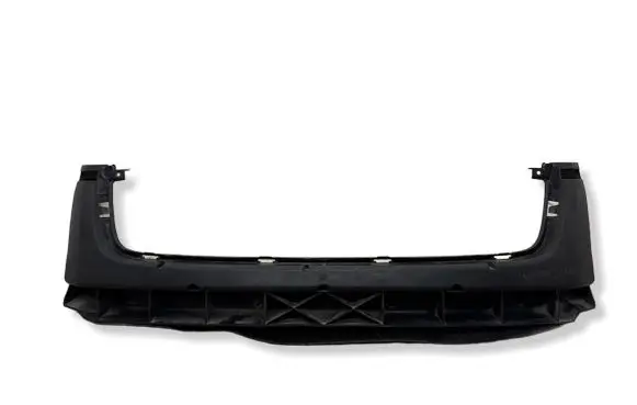 Volkswagen Touareg I Front bumper mounting bracket 7L6807699B