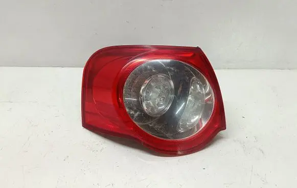Volkswagen PASSAT B6 Rear/tail lights 3C9945095N