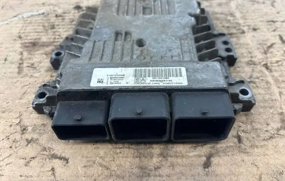 Peugeot 308 Engine control unit/module S180123009B 9811651980 9666681180