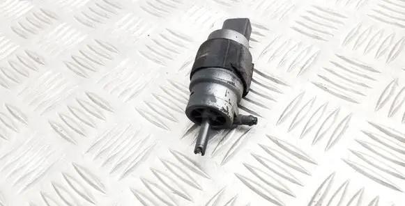 Audi A4 S4 B8 8K Windscreen/windshield washer pump