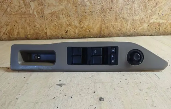 Dodge Caliber Electric window control switch 56040694AD 1536B 56040691AD