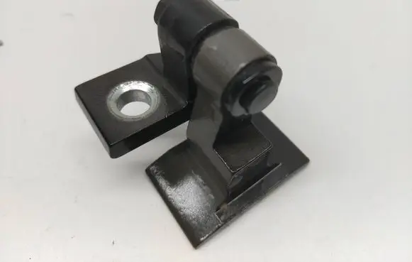 BMW i4 Front door lower hinge 
