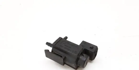 BMW 3 F30 F35 F31 Vacuum valve 7810831