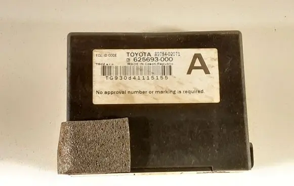 Toyota Auris E180 Immobilizer control unit/module 8978402071 625693000