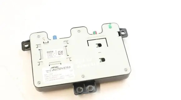 BMW 6 F06 Gran coupe Aerial antenna amplifier 9396828 65209396828 21889810