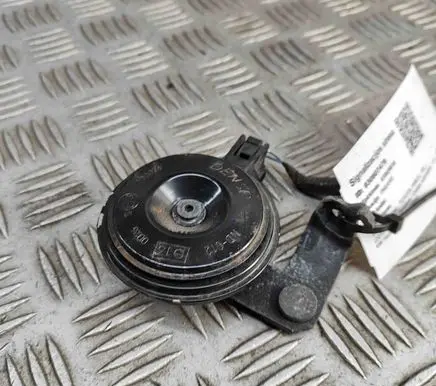 Toyota Prius (XW50) Alarm system siren 8656047040
