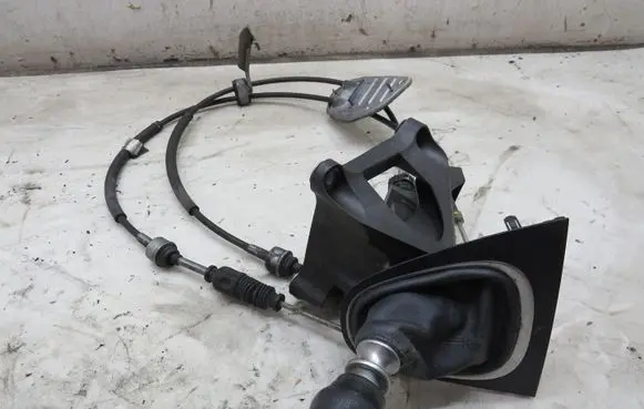 Toyota Verso Gear selector/shifter in gearbox KRIS235789