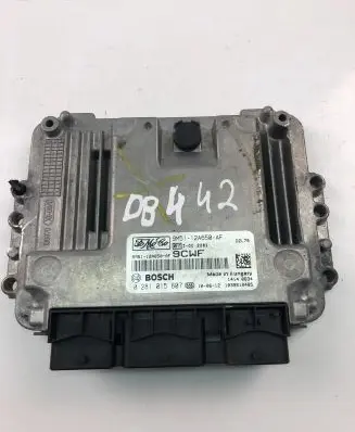 Ford Focus Engine control unit/module ECU 9M5112A650AF 0281015607