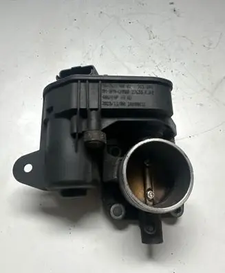 Citroen C4 Cactus Throttle valve 9673622300