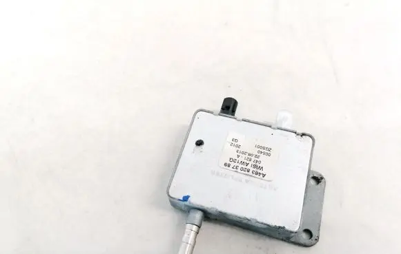 Mercedes-Benz C W204 Antenna control unit A4638203789 047621A