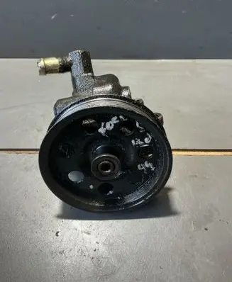Ford Focus Power steering pump HBDFX
