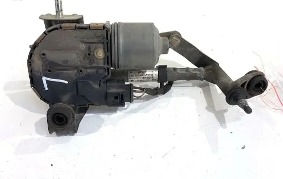 Volkswagen Touran I Front wiper linkage and motor 1T0955023E