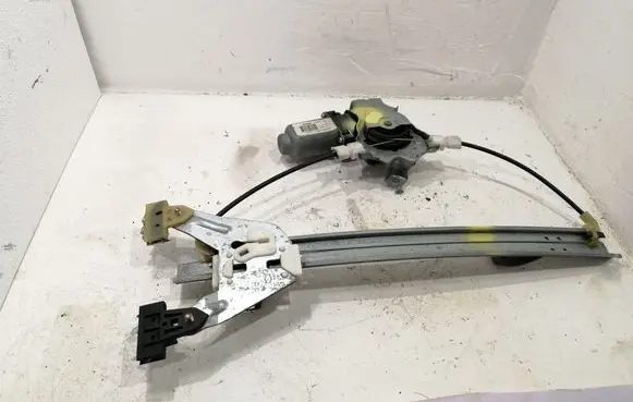 Nissan Primera Rear door window regulator with motor 400600