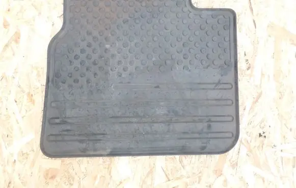 Subaru Legacy Rear floor mat J501EAG000 J501EAG020