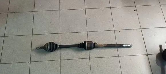 Peugeot 5008 Front driveshaft 