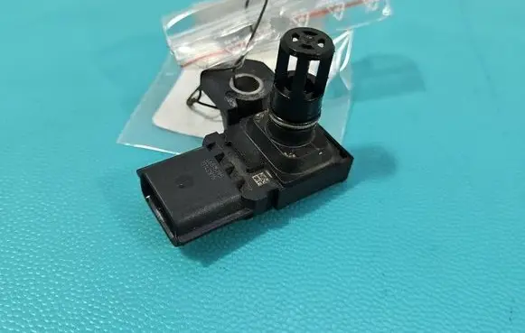 Mercedes-Benz A W176 Air pressure sensor 223653584R IMPRK1521569
