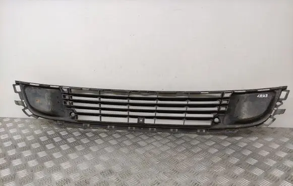 Citroen C5 Front bumper lower grill 9681052677