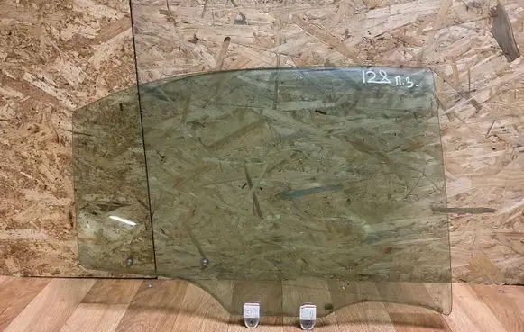 Honda Accord Rear door window glass 43R00122