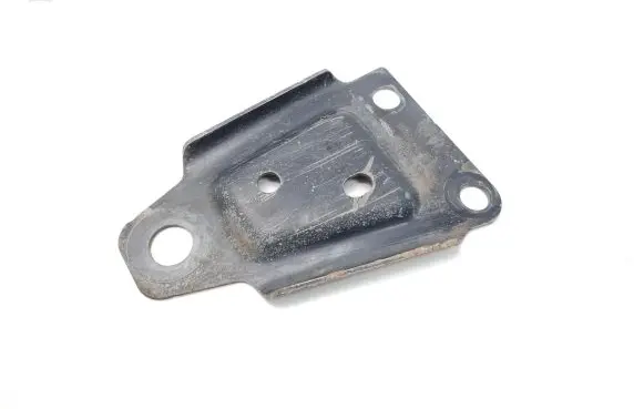 Volvo S90, V90 Fender mounting bracket 31463896