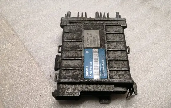 Volkswagen PASSAT B3 Engine control unit/module 0261200852 8A0907404