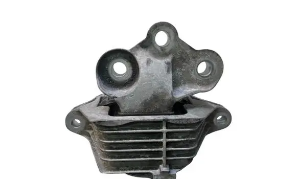 Opel Insignia B Engine mount bracket 84163337 240217
