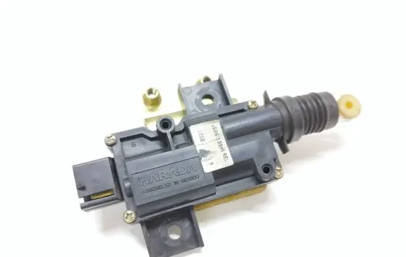 Chrysler PT Cruiser Rear lock motor 05067139AB 05027178AA