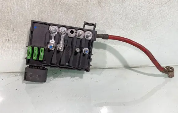 Volkswagen Golf IV Fuse box set