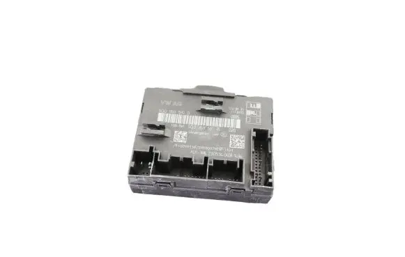 Volkswagen PASSAT B8 Door control unit/module 5Q0959592B