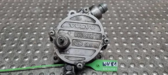Vacuum pump