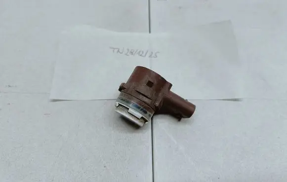 Tesla Model 3 Parking PDC sensor 1127502-11-D TN28-12-25 E132839
