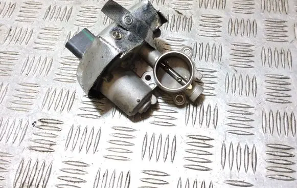 Skoda Octavia Mk4 Electric throttle body valve 04L131501M