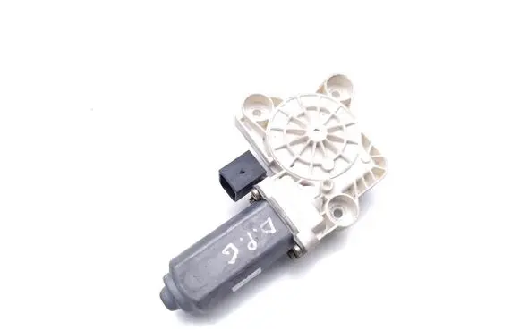 Mercedes-Benz E AMG W211 Rear door window regulator motor A2118202442