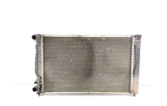 Volkswagen PASSAT B5.5 Coolant radiator