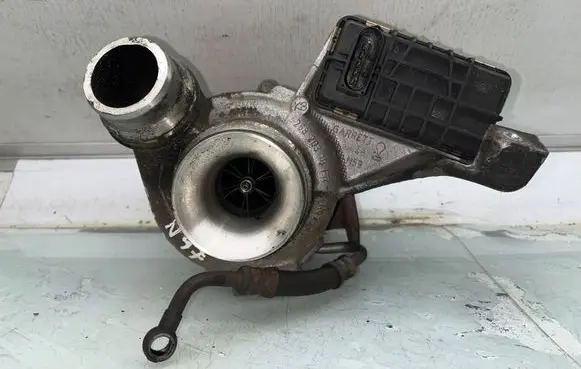 BMW 1 E81 E87 Turbo 7810189B GT1749V 7673797