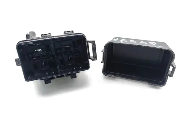 Mazda CX-5 Fuse module KD4566750 KD6266750