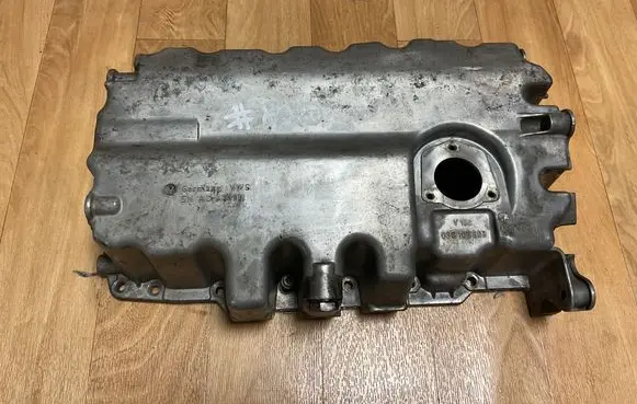 Volkswagen PASSAT B6 Oil sump 03G103603 V100