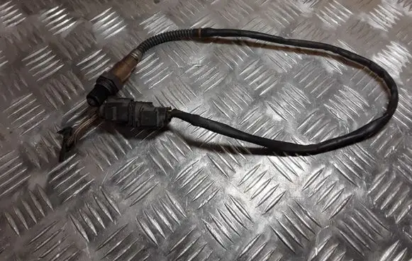 Volkswagen PASSAT CC Lambda probe sensor 0281004042 03G906262