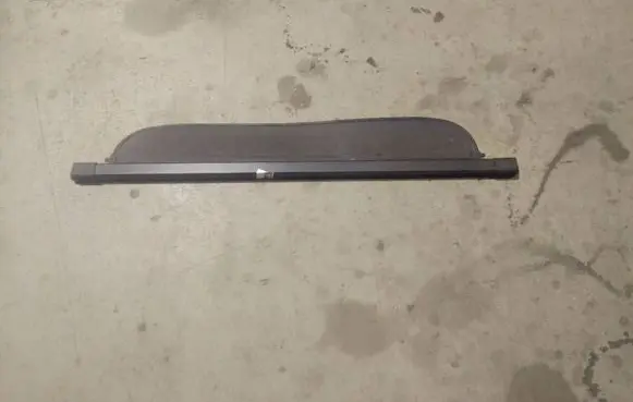 Parcel shelf
