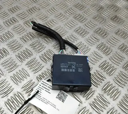 Toyota RAV 4 (XA50) Rear brake EMF control unit/module 8905042010 15181111250