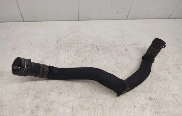 Audi A4 S4 B8 8K Engine coolant pipe/hose 8K0122293
