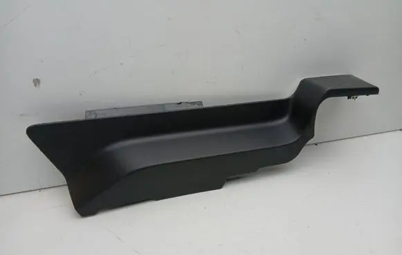 Volvo XC90 Rear seat side bottom trim 39829397 39829395