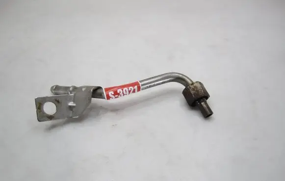 Volkswagen Tiguan Brake vacuum hose/pipe 04L131582B