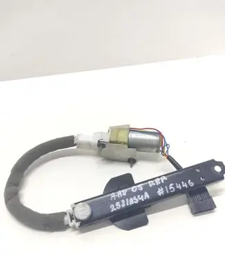 Audi A8 S8 D3 4E Seat belt adjustment motor 0709113D