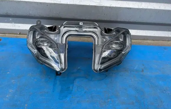 BMW iX Headlight/headlamp 11812030000