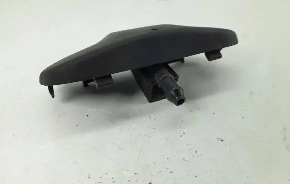 Volkswagen Golf V Windshield washer spray nozzle 1T0955985