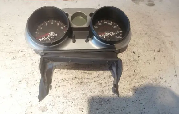 Nissan Qashqai Speedometer (instrument cluster)